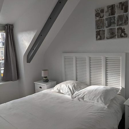 Contact Hotel - Hotel Le Lion D'Or Lamballe Bagian luar foto