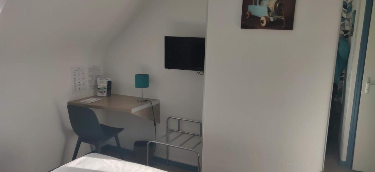Contact Hotel - Hotel Le Lion D'Or Lamballe Bagian luar foto