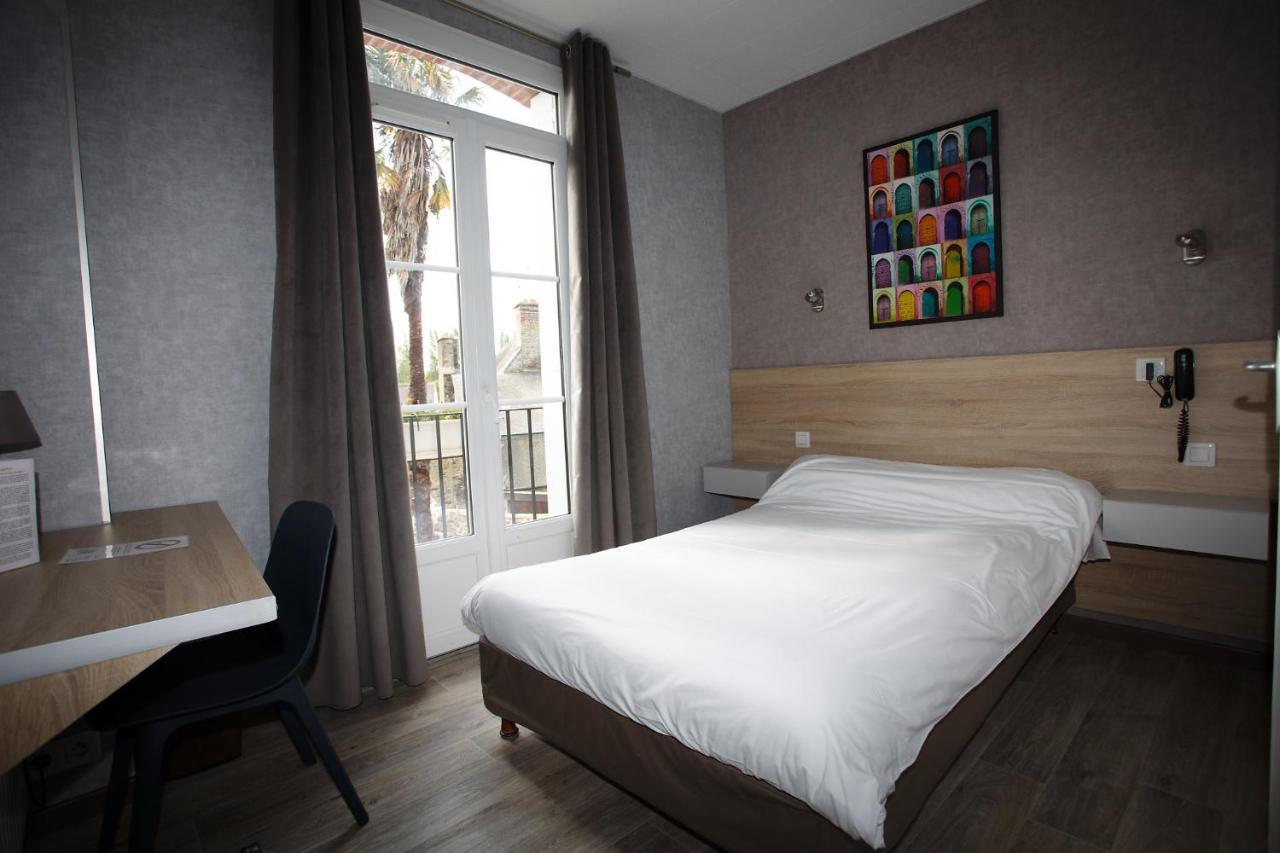 Contact Hotel - Hotel Le Lion D'Or Lamballe Bagian luar foto