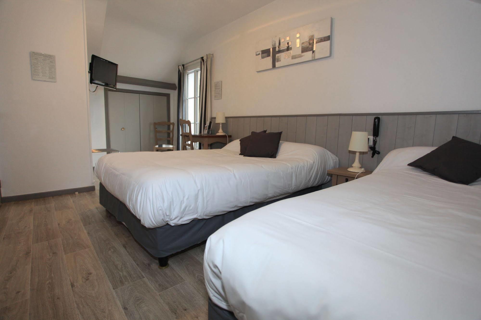 Contact Hotel - Hotel Le Lion D'Or Lamballe Bagian luar foto