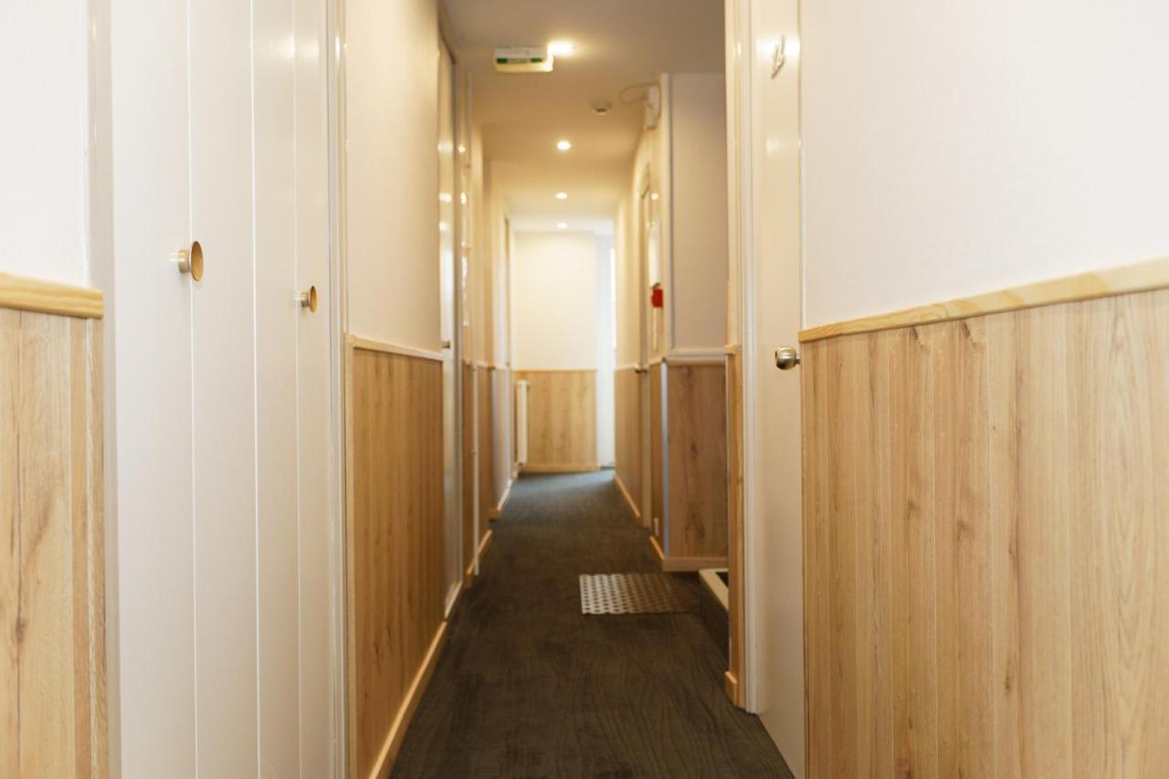Contact Hotel - Hotel Le Lion D'Or Lamballe Bagian luar foto