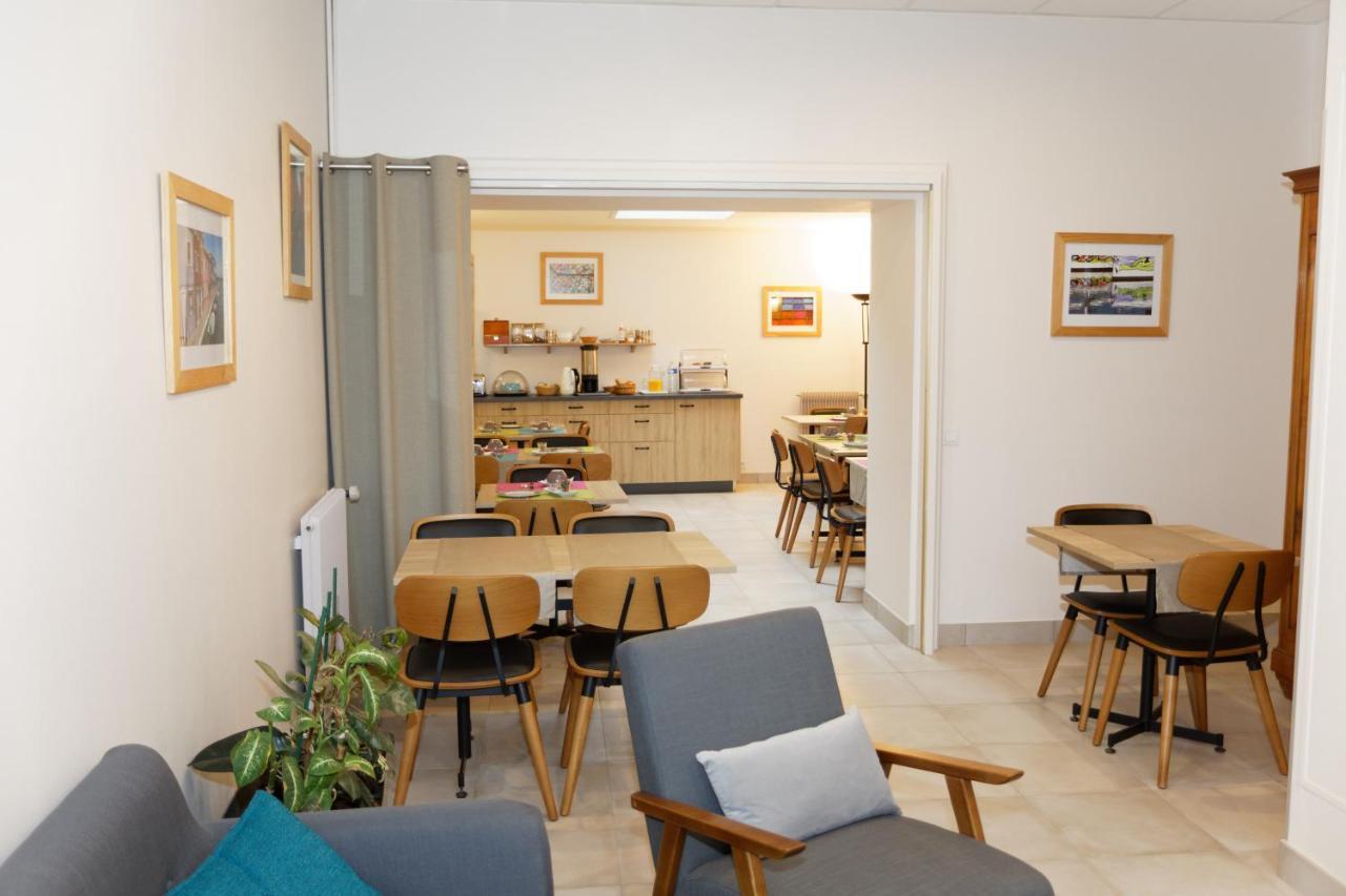 Contact Hotel - Hotel Le Lion D'Or Lamballe Bagian luar foto